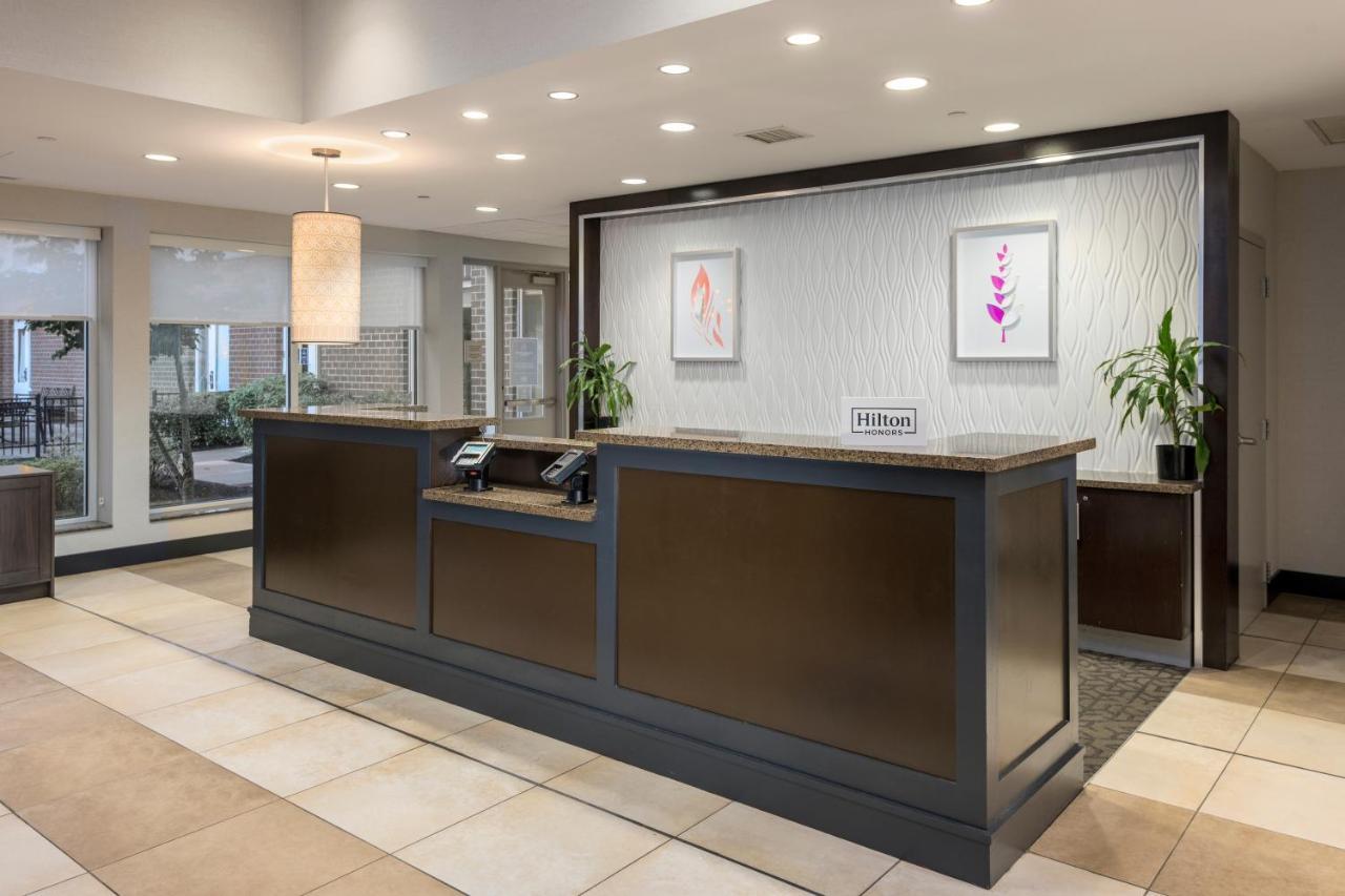 Hilton Garden Inn Silver Spring White Oak Экстерьер фото