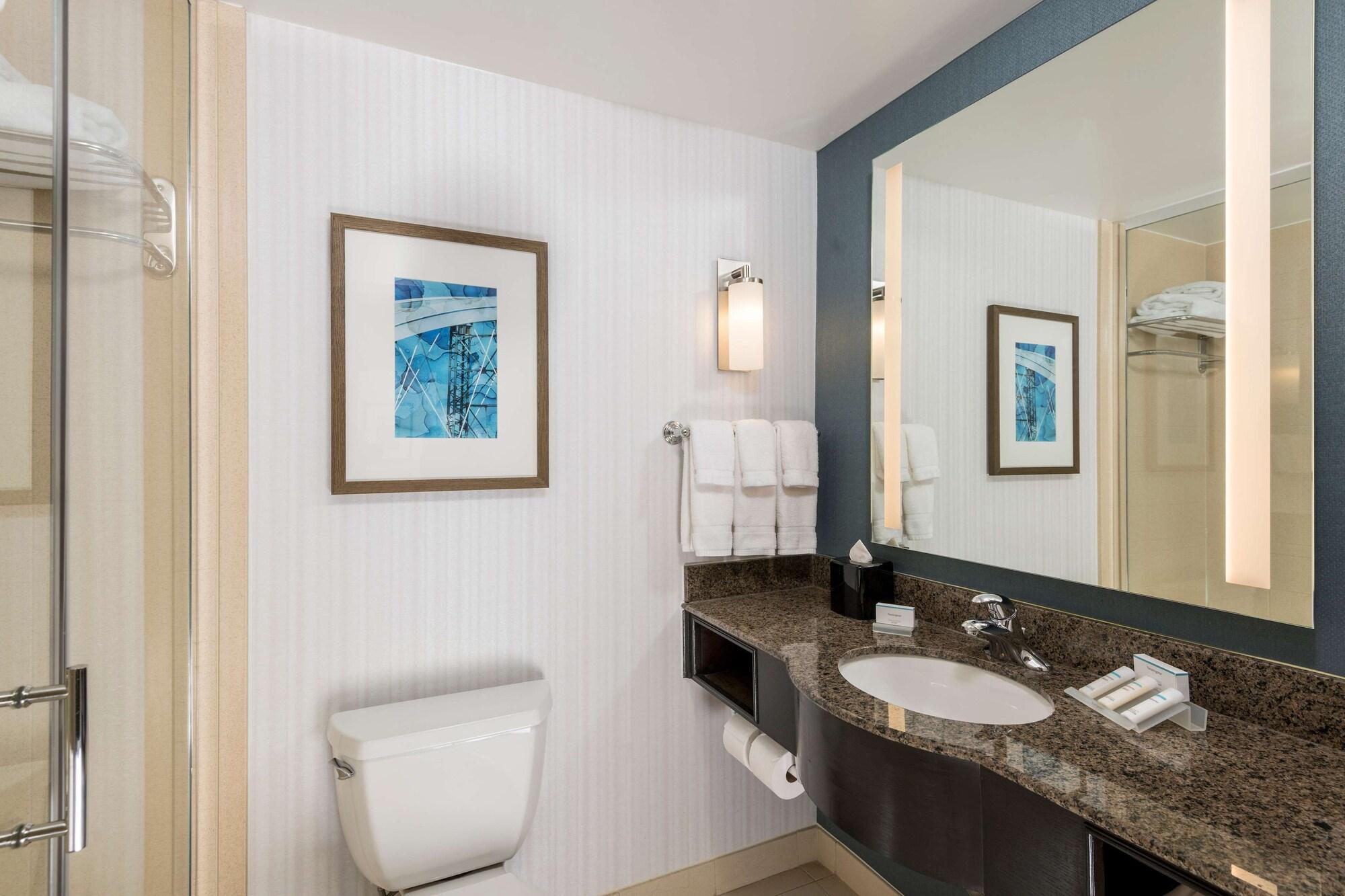 Hilton Garden Inn Silver Spring White Oak Экстерьер фото