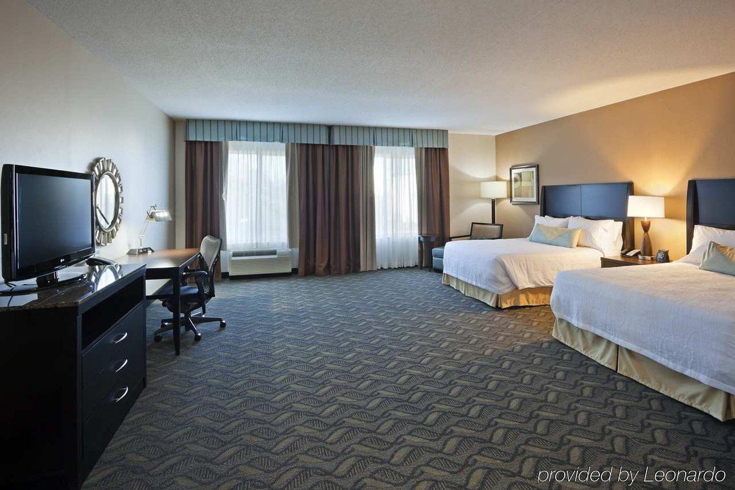 Hilton Garden Inn Silver Spring White Oak Экстерьер фото