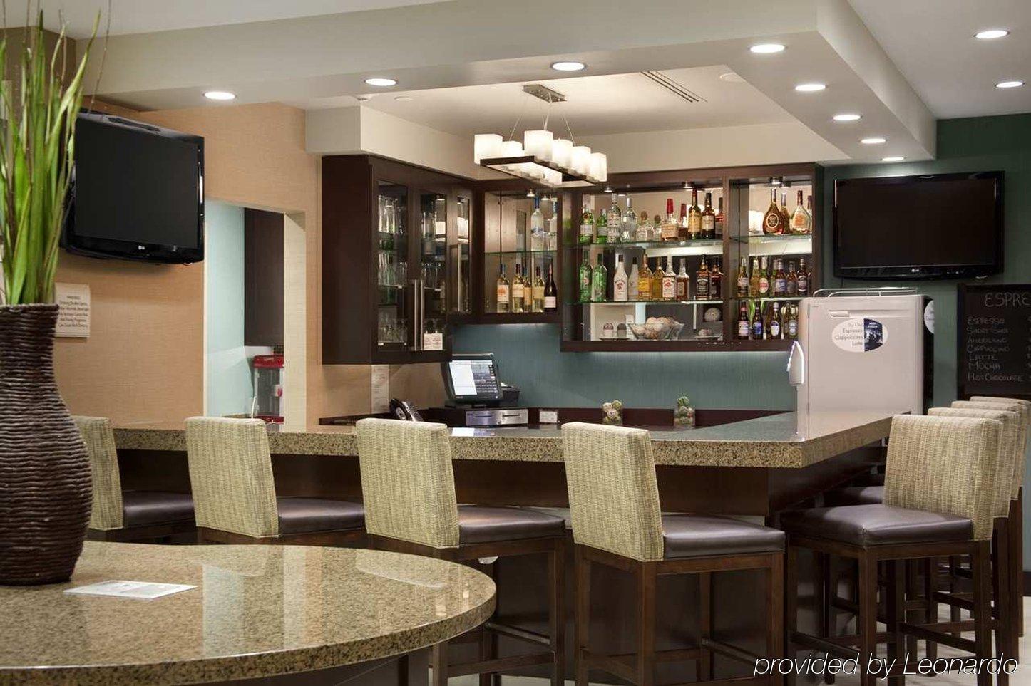 Hilton Garden Inn Silver Spring White Oak Экстерьер фото