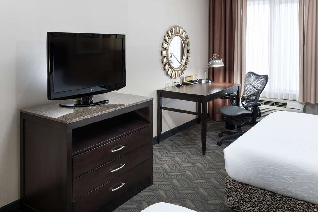 Hilton Garden Inn Silver Spring White Oak Номер фото